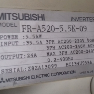 Frekvenční měnič Mitsubishi freqrol A500